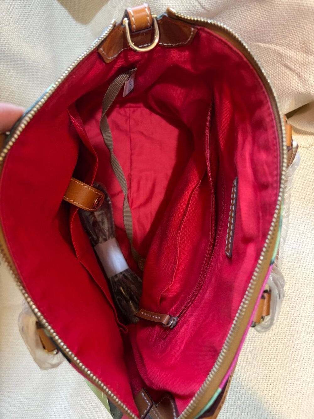 Rare Authentic Dooney & Bourke summer banana leaf Handbag - Picture 5 of 6